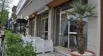 Urano Hotel