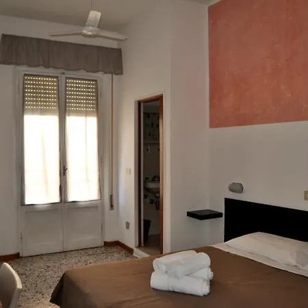 Hotel Urano *