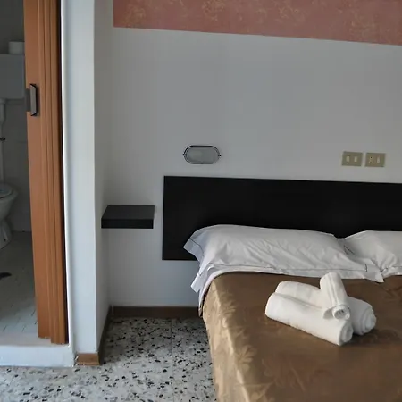 Otel Urano *